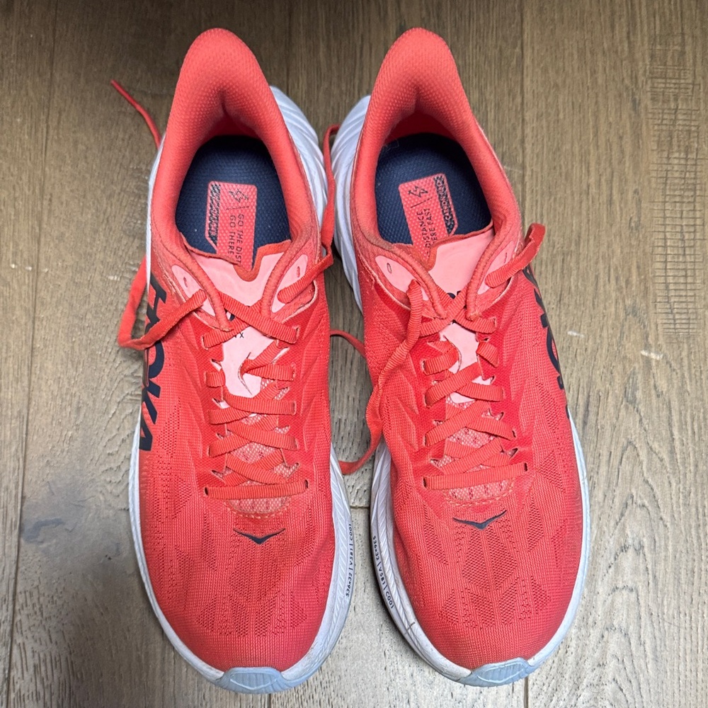 Hoka carbon x Coral Running Shoes